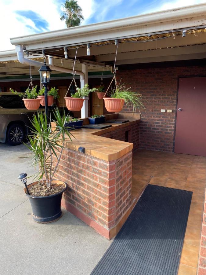 Elm Court Motel Albury Exterior photo